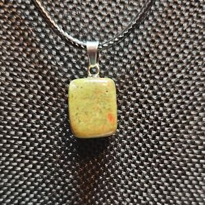 Elegant Unakite Pendant Necklace